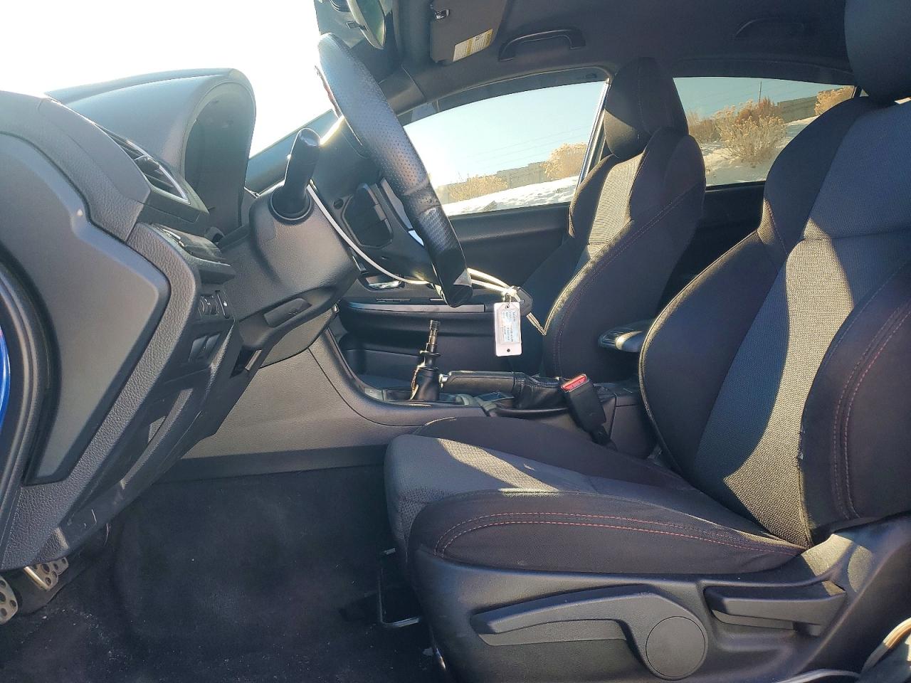 2016 SUBARU WRX photo 7