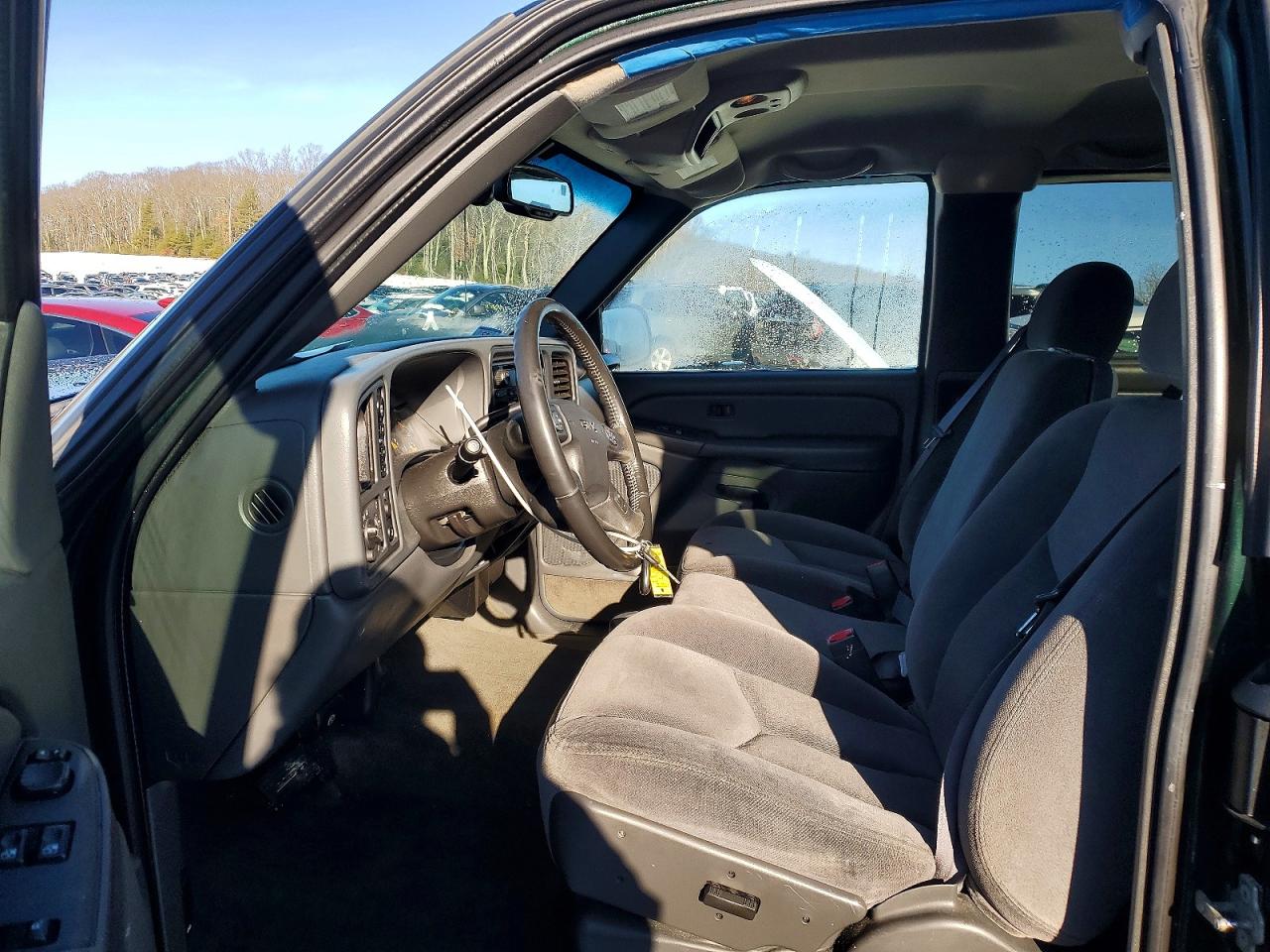 2004 GMC NEW SIERRA K1500 photo 7