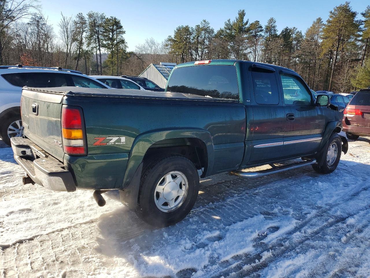 2004 GMC NEW SIERRA K1500 photo 3