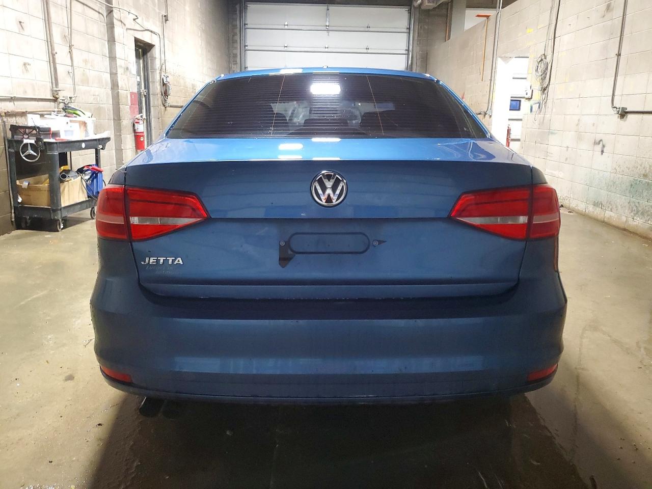2015 VOLKSWAGEN JETTA BASE photo 6