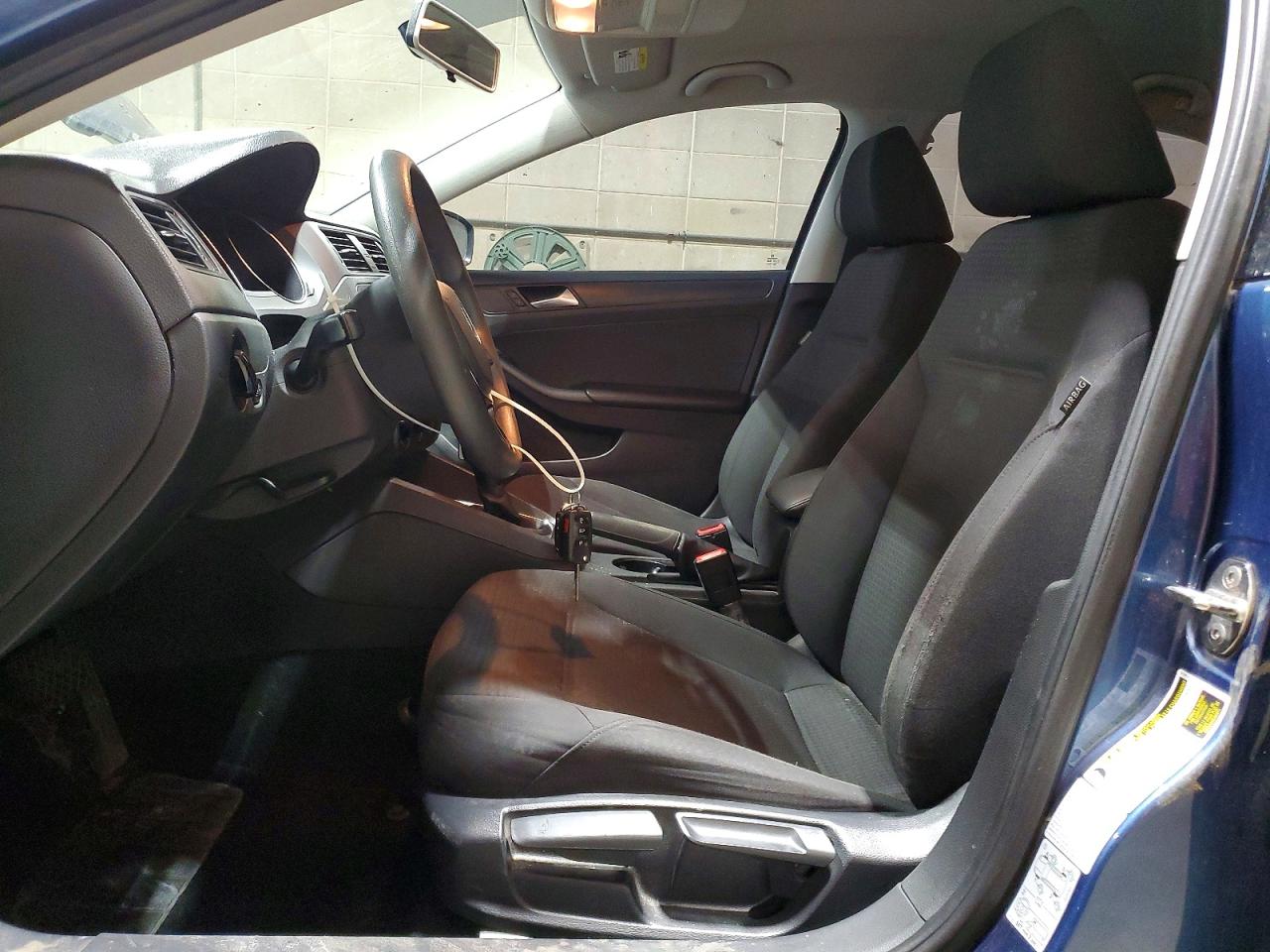 2015 VOLKSWAGEN JETTA BASE photo 7