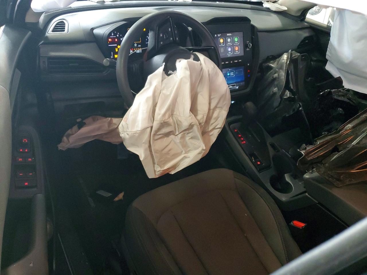 2024 SUBARU CROSSTREK photo 8
