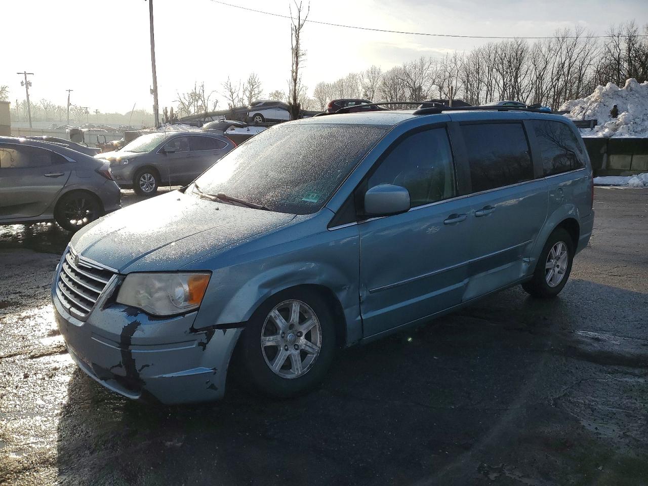 2010 CHRYSLER TOWN & COUNTRY
