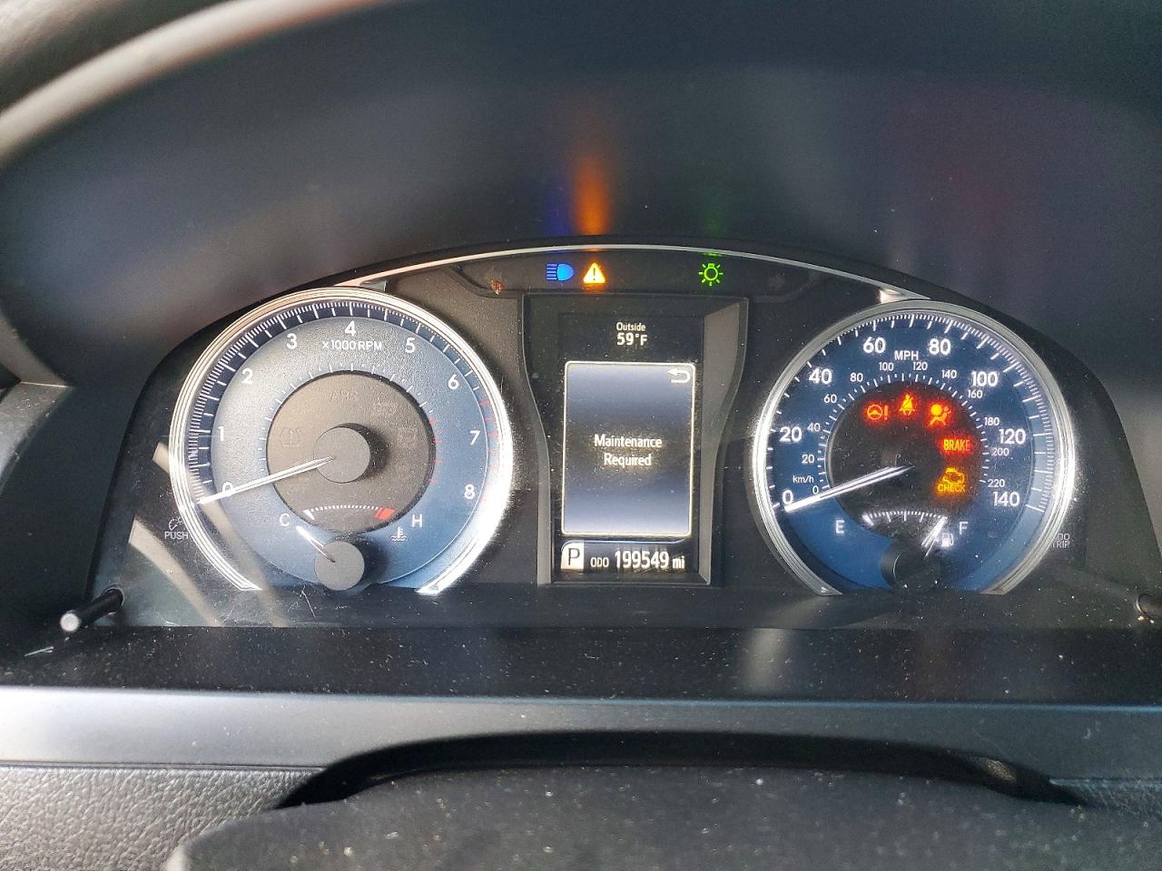 2016 TOYOTA CAMRY LE photo 17