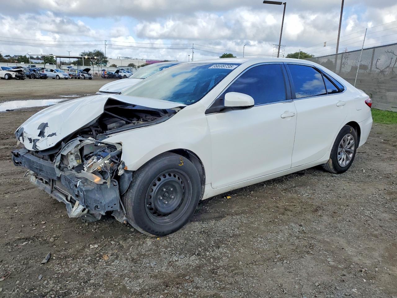 2016 TOYOTA CAMRY
