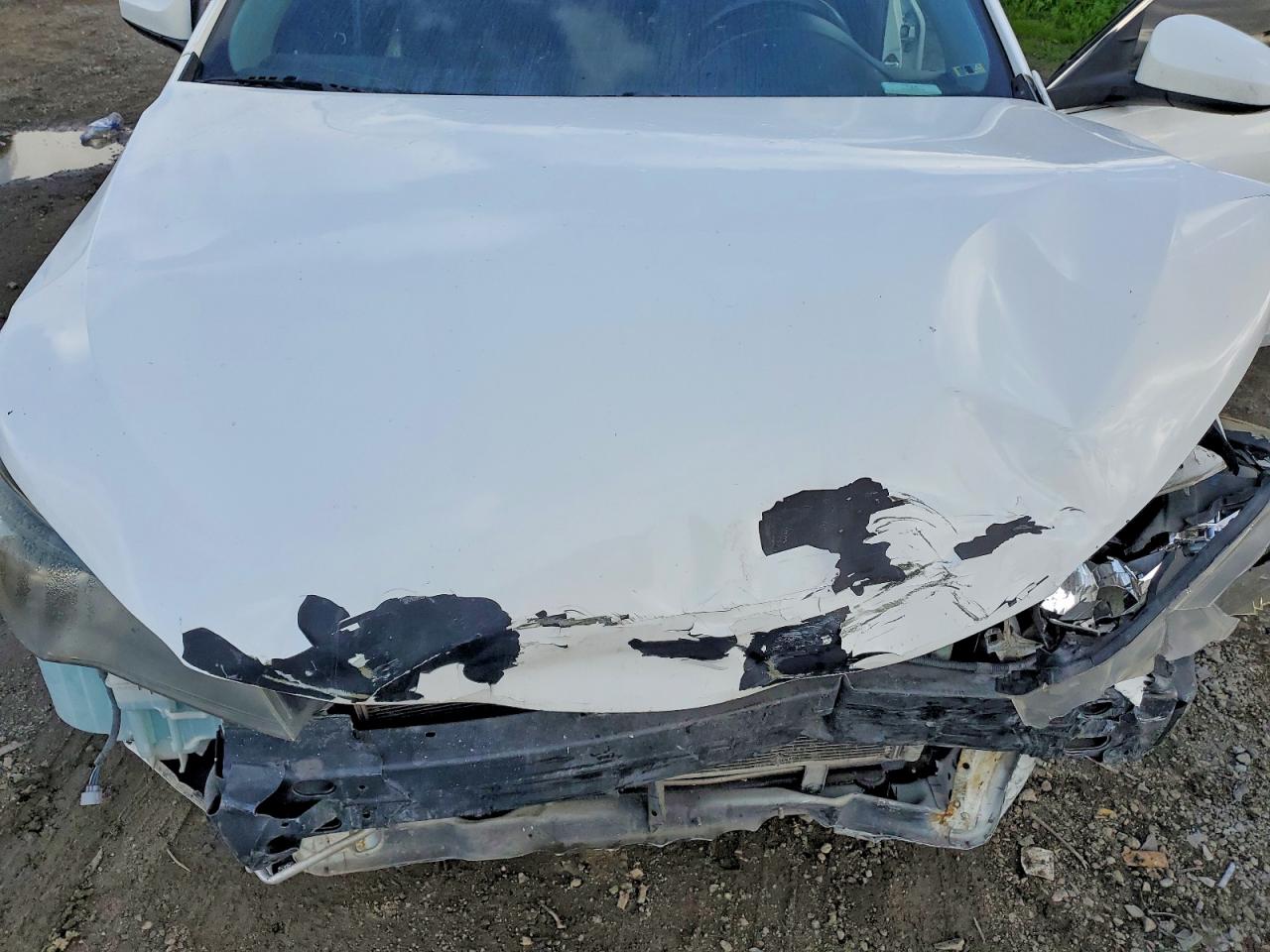 2016 TOYOTA CAMRY LE photo 21