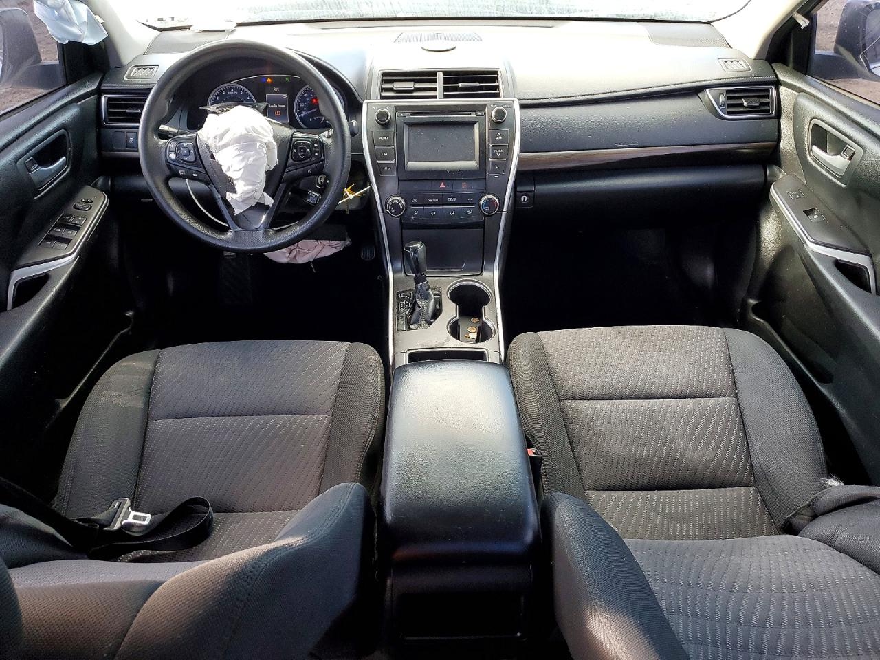 2016 TOYOTA CAMRY LE photo 15