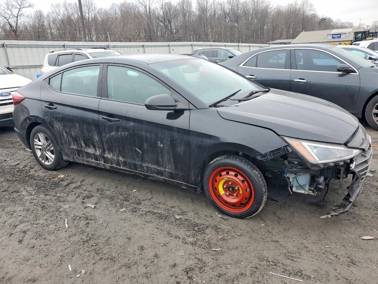 2019 HYUNDAI ELANTRA SEL photo 4