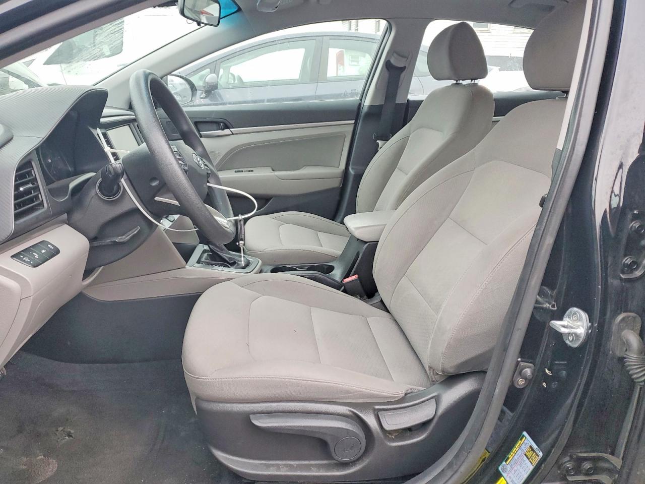 2019 HYUNDAI ELANTRA SEL photo 7
