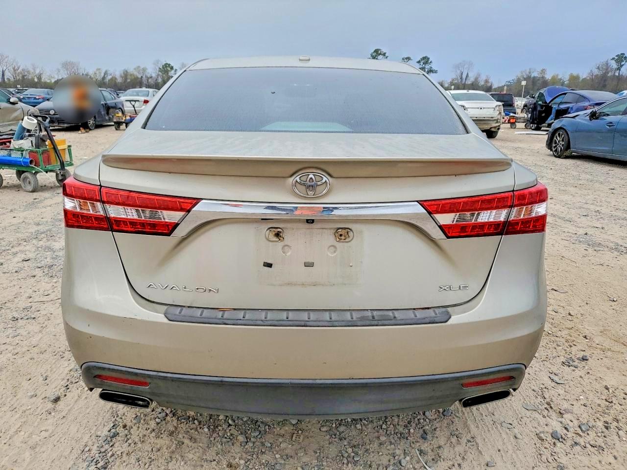 2013 TOYOTA AVALON BASE photo 6