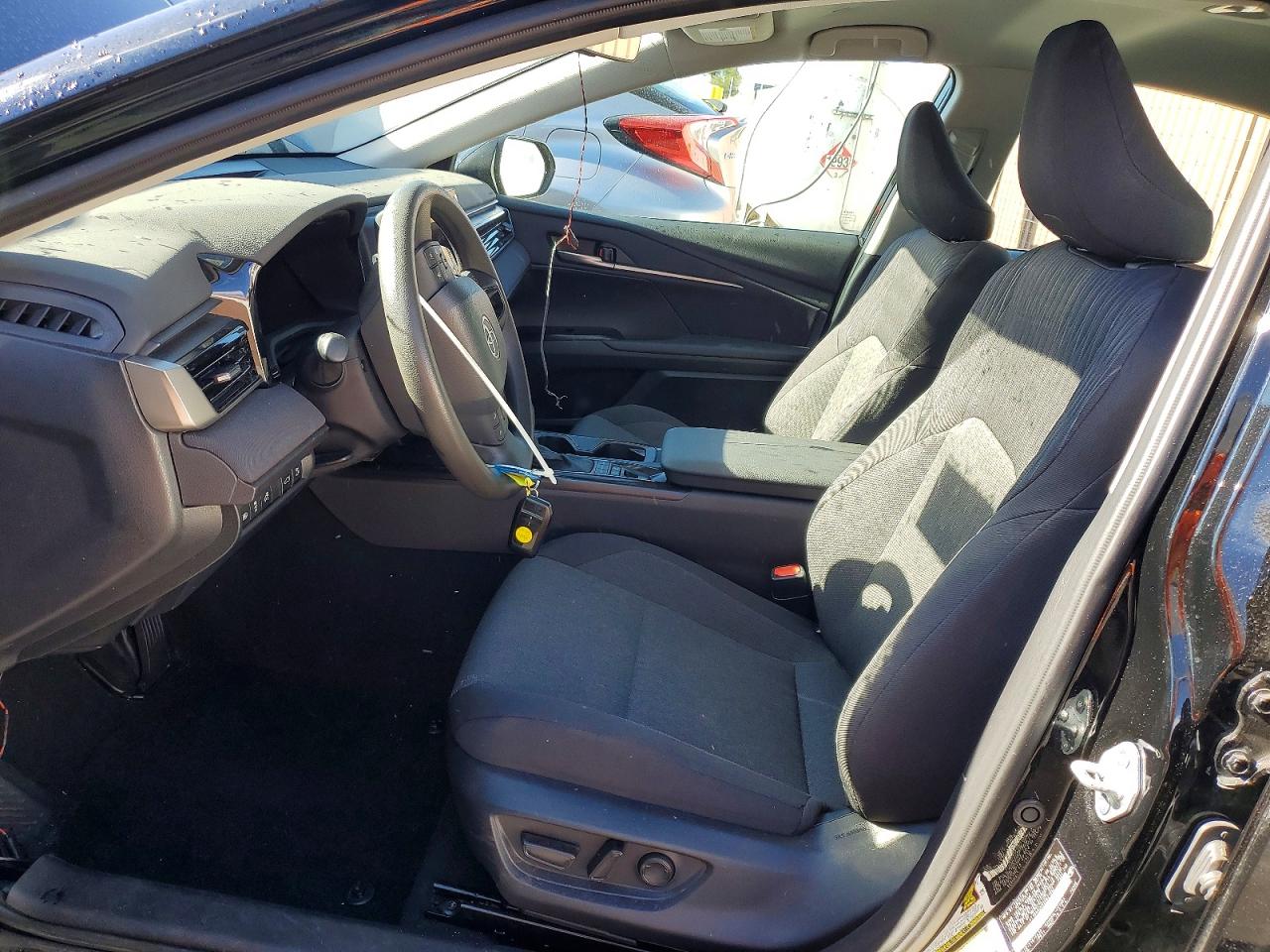 2025 TOYOTA CAMRY XSE photo 7