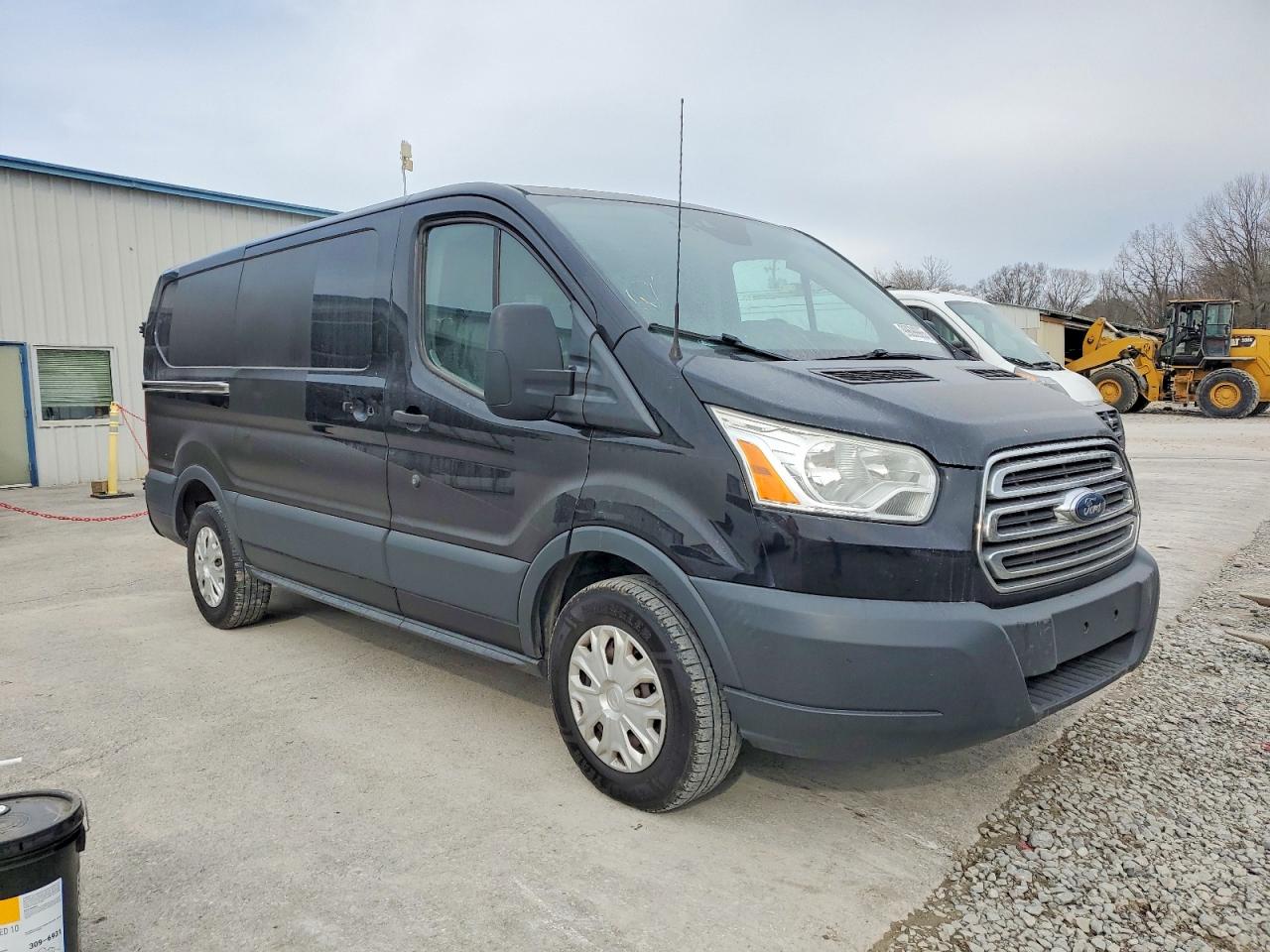 2017 FORD TRANSIT T-150 photo 4