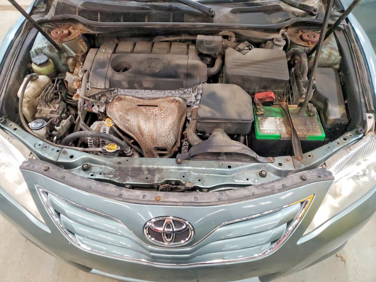 2011 TOYOTA CAMRY BASE photo 11