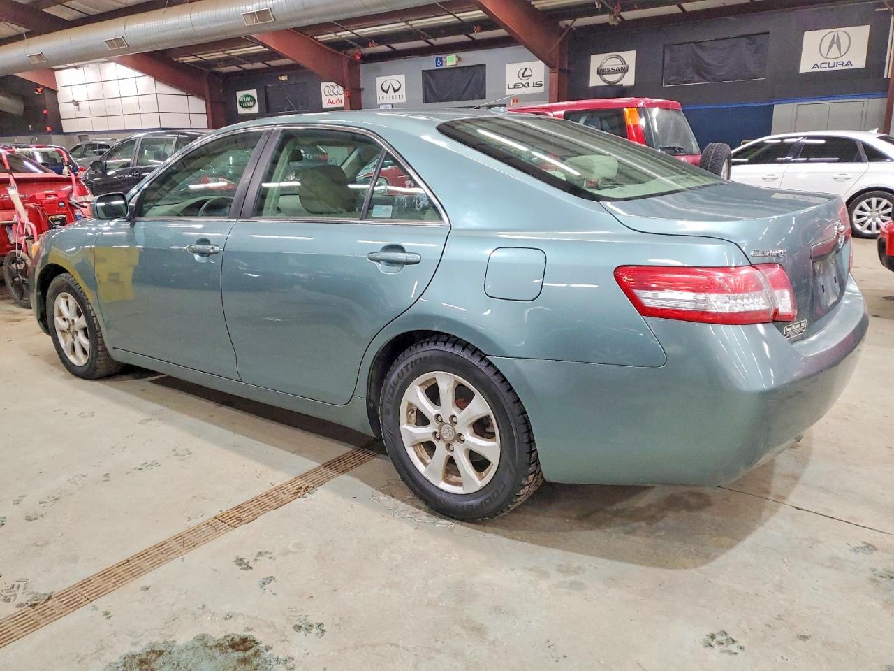 2011 TOYOTA CAMRY BASE photo 2
