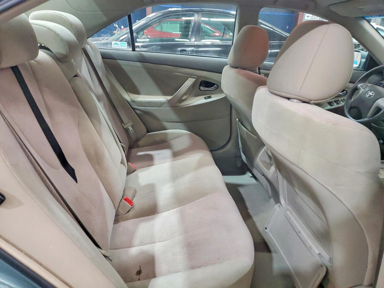 2011 TOYOTA CAMRY BASE photo 10
