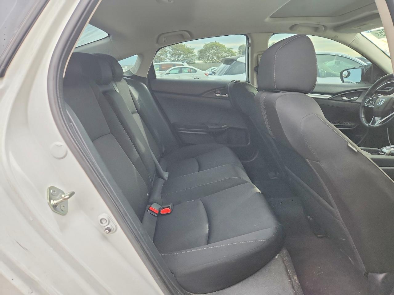2020 HONDA CIVIC EX photo 10