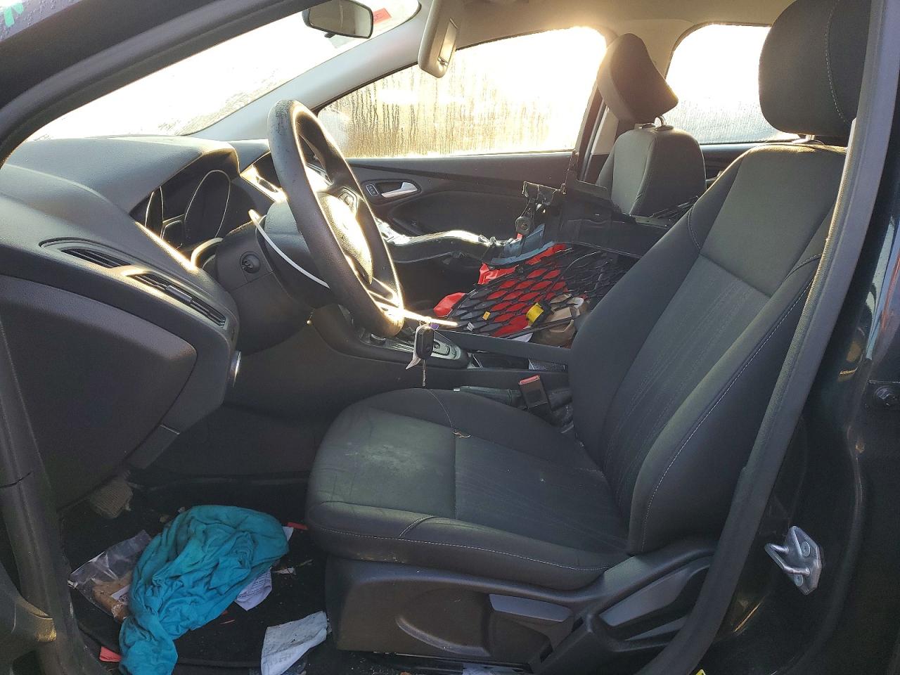 2015 FORD FOCUS SE photo 7