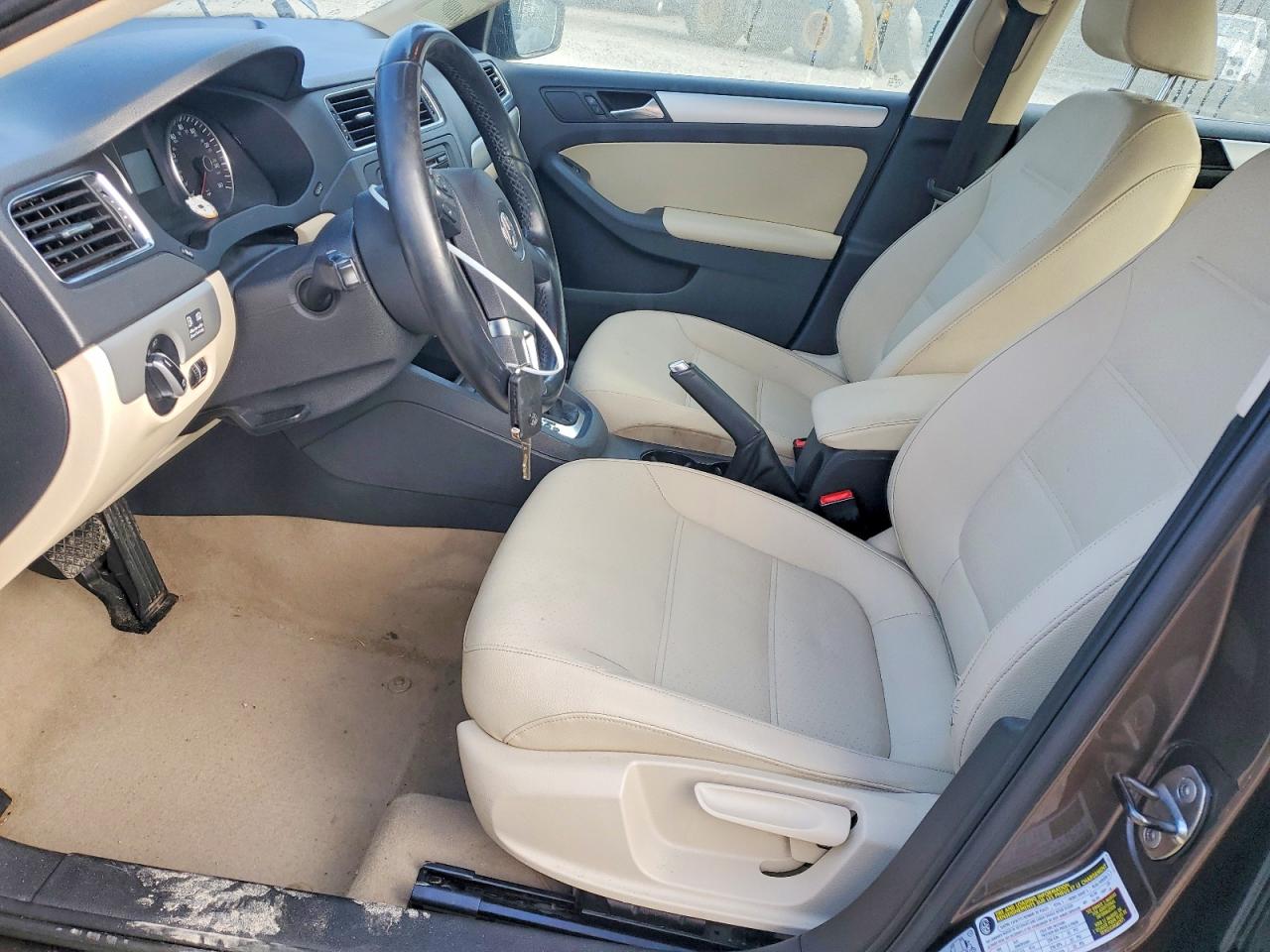 2012 VOLKSWAGEN JETTA TDI photo 7