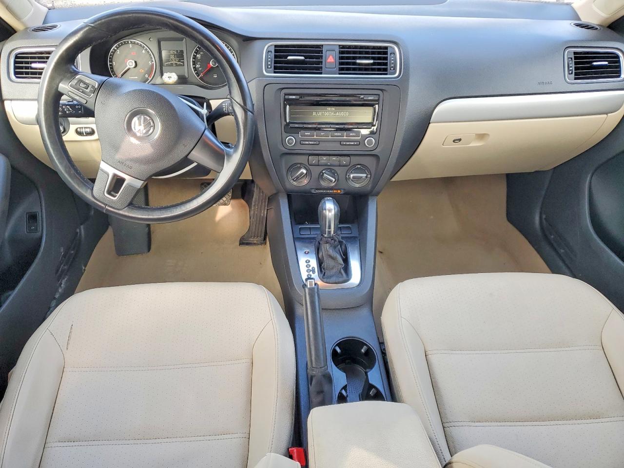 2012 VOLKSWAGEN JETTA TDI photo 8