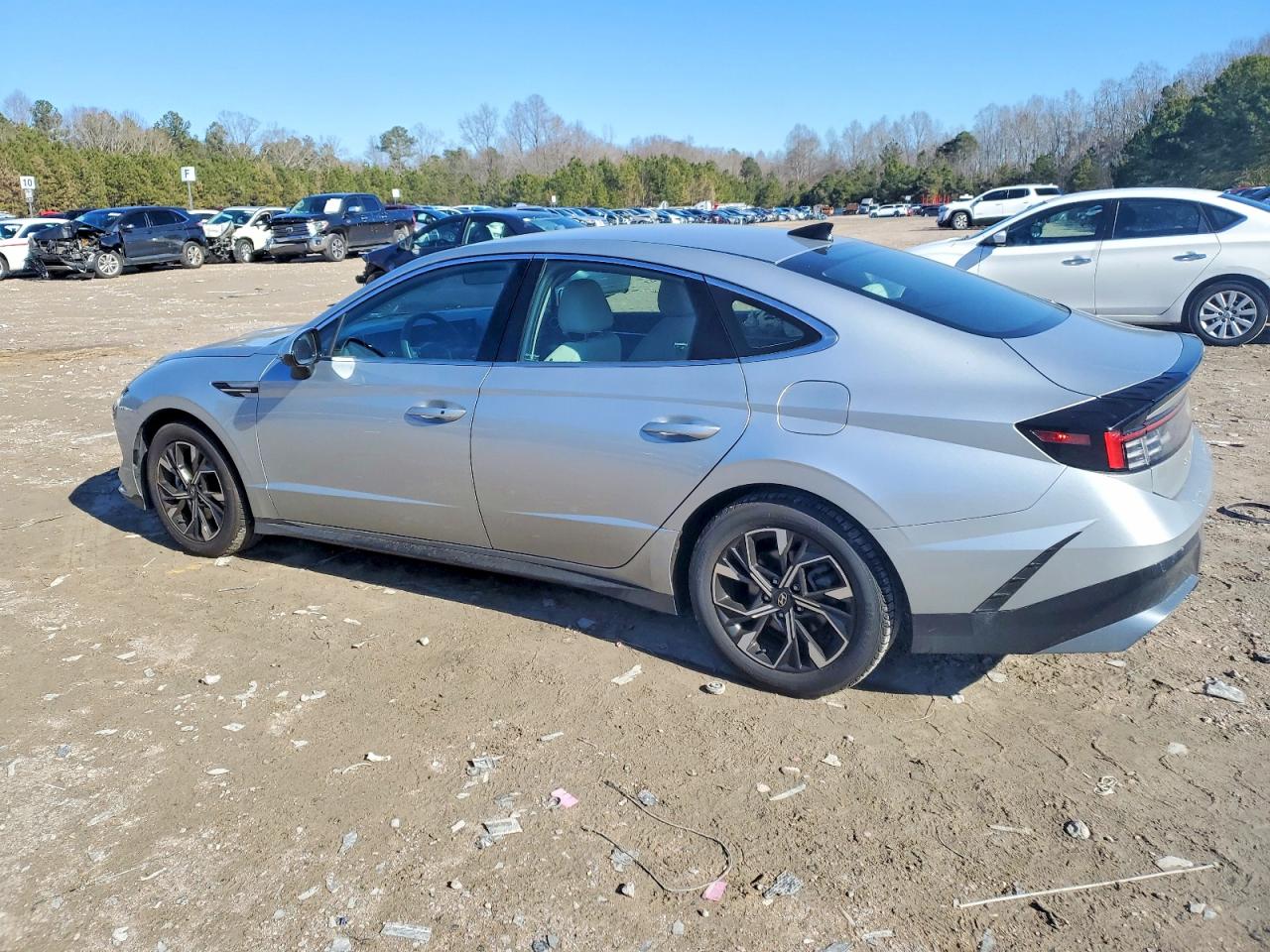 2025 HYUNDAI SONATA SEL photo 2