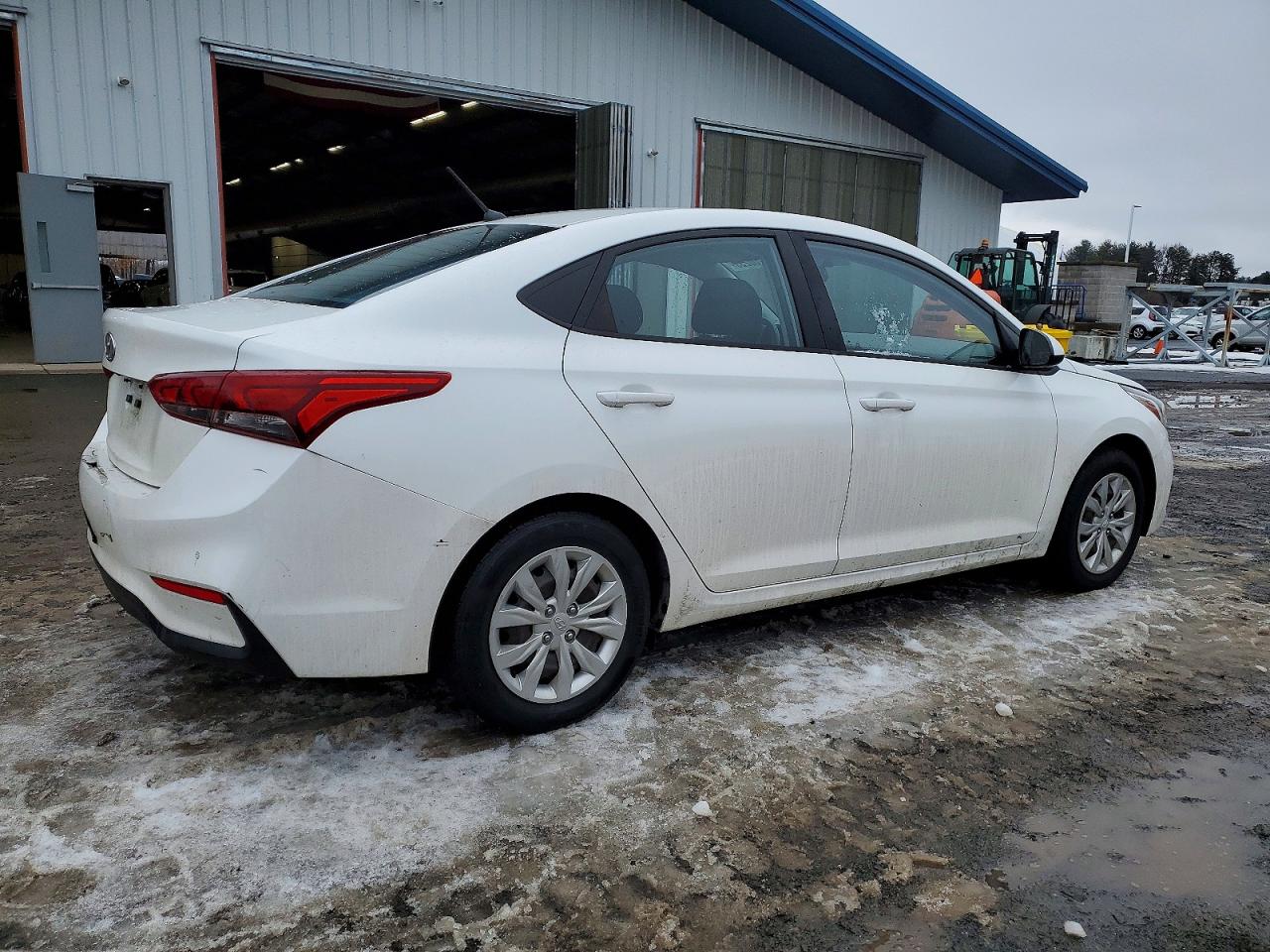 2019 HYUNDAI ACCENT SE photo 3