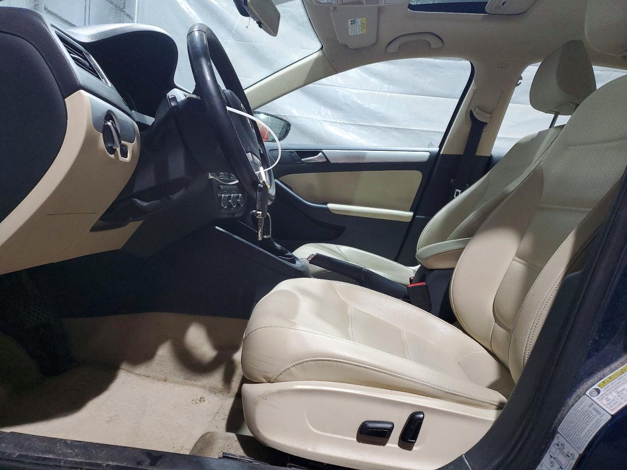 2014 VOLKSWAGEN JETTA HYBRID photo 19