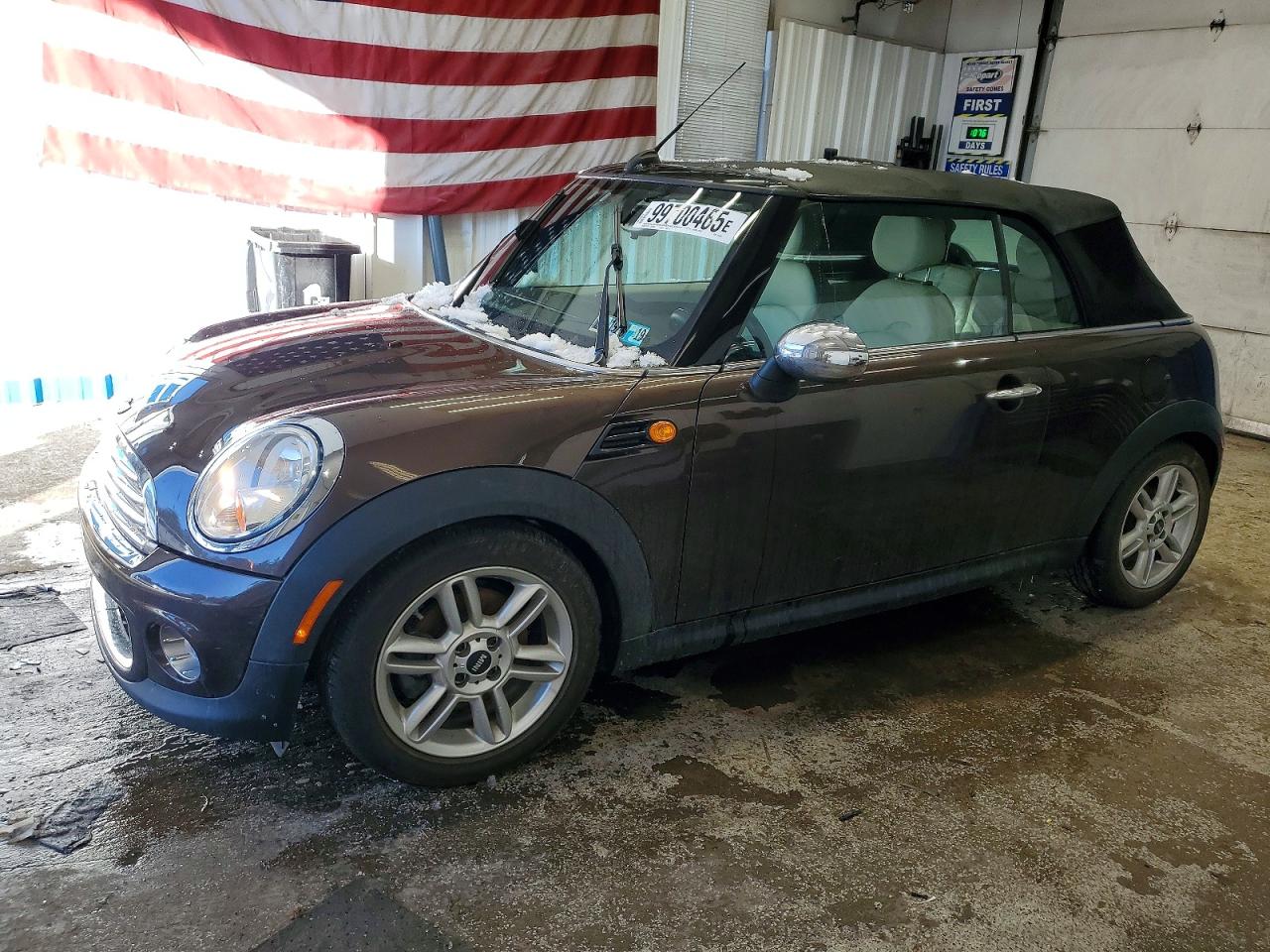2011 MINI COOPER