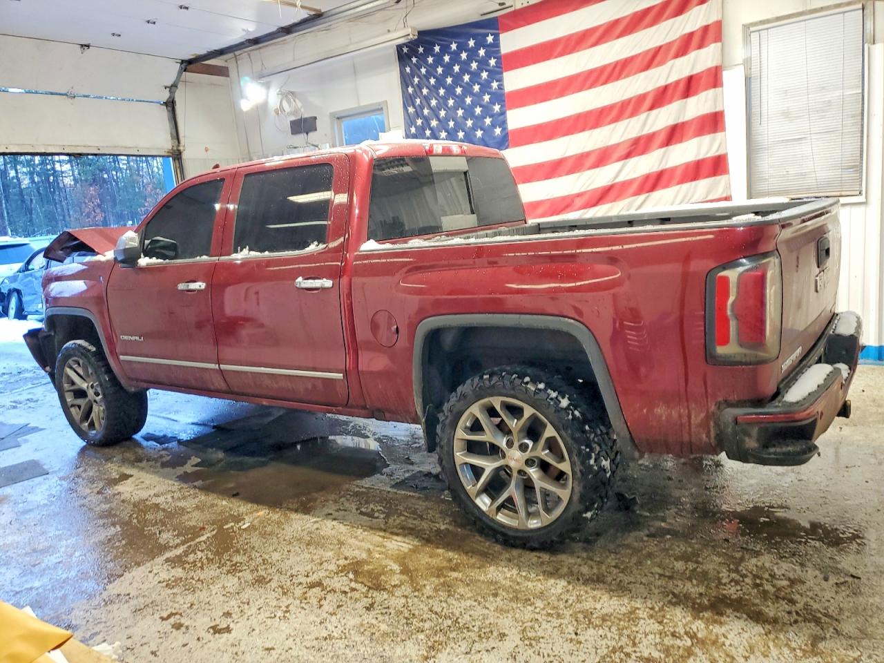 2017 GMC SIERRA K1500 DENALI photo 2