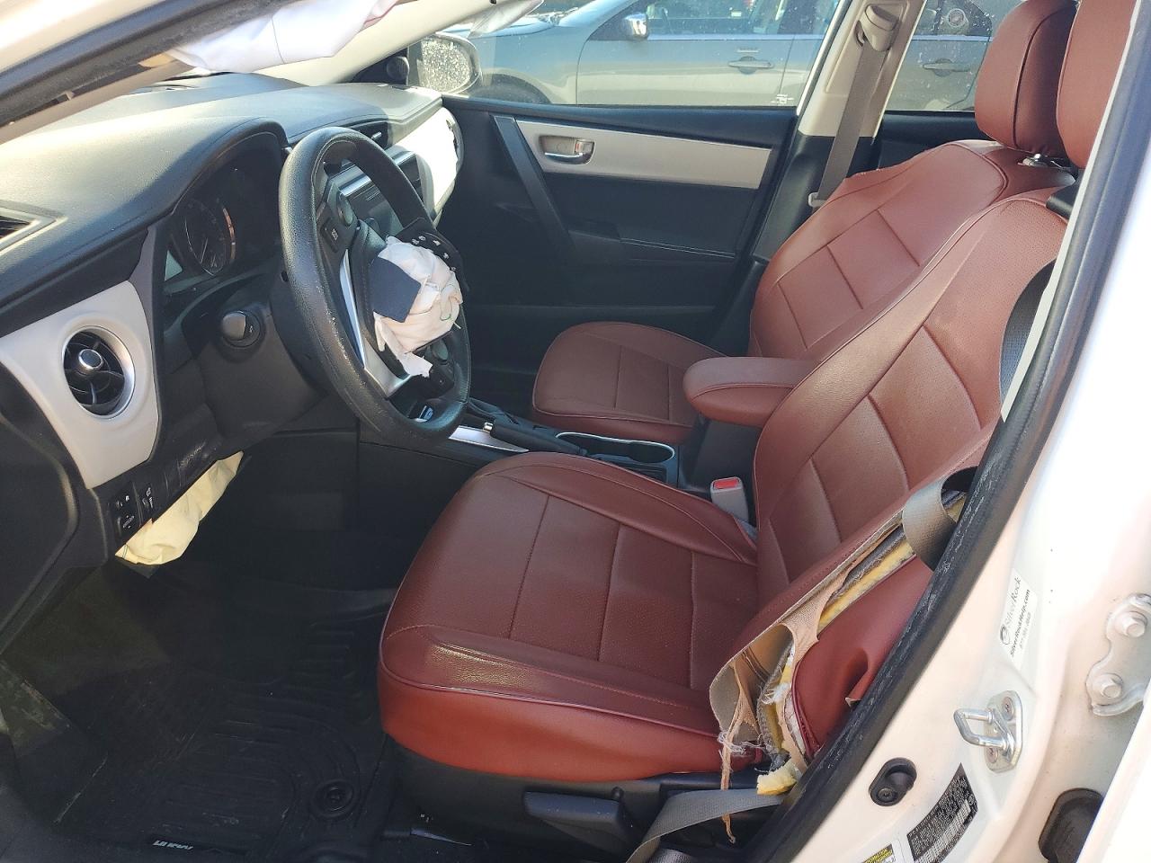 2018 TOYOTA COROLLA L photo 7