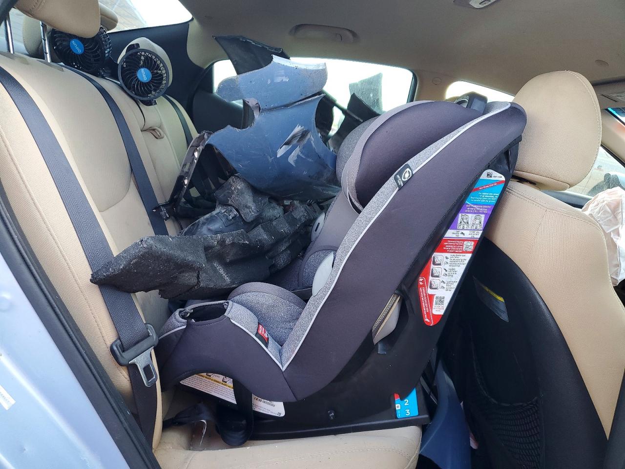2013 HYUNDAI ELANTRA GLS photo 10