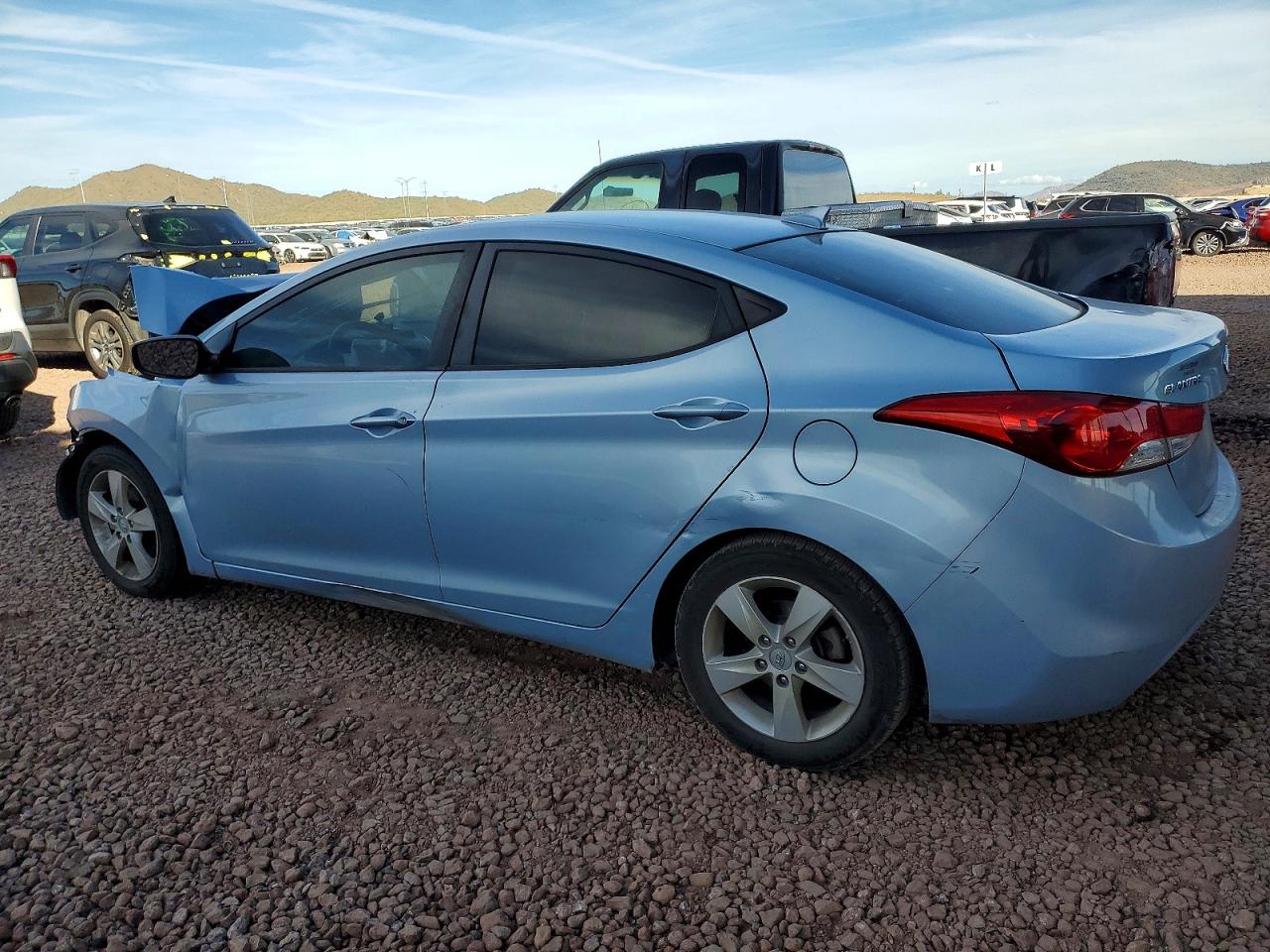 2013 HYUNDAI ELANTRA GLS photo 2