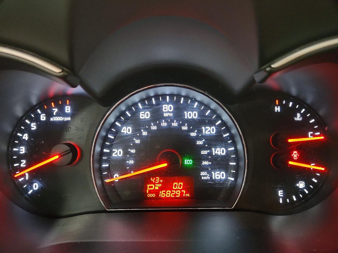 2014 KIA SORENTO LX photo 9