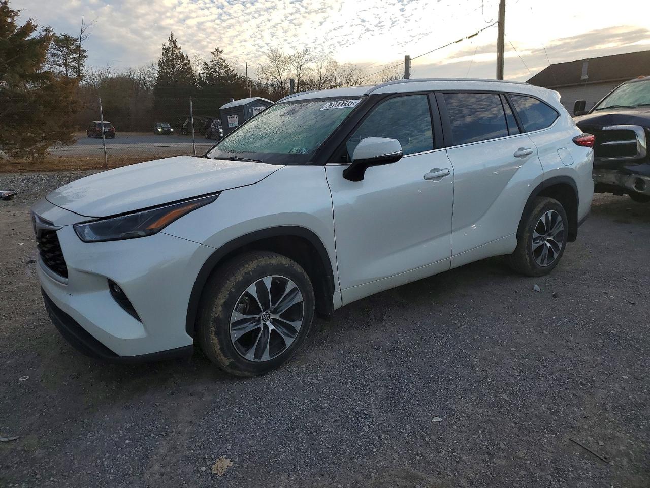 2023 TOYOTA HIGHLANDER