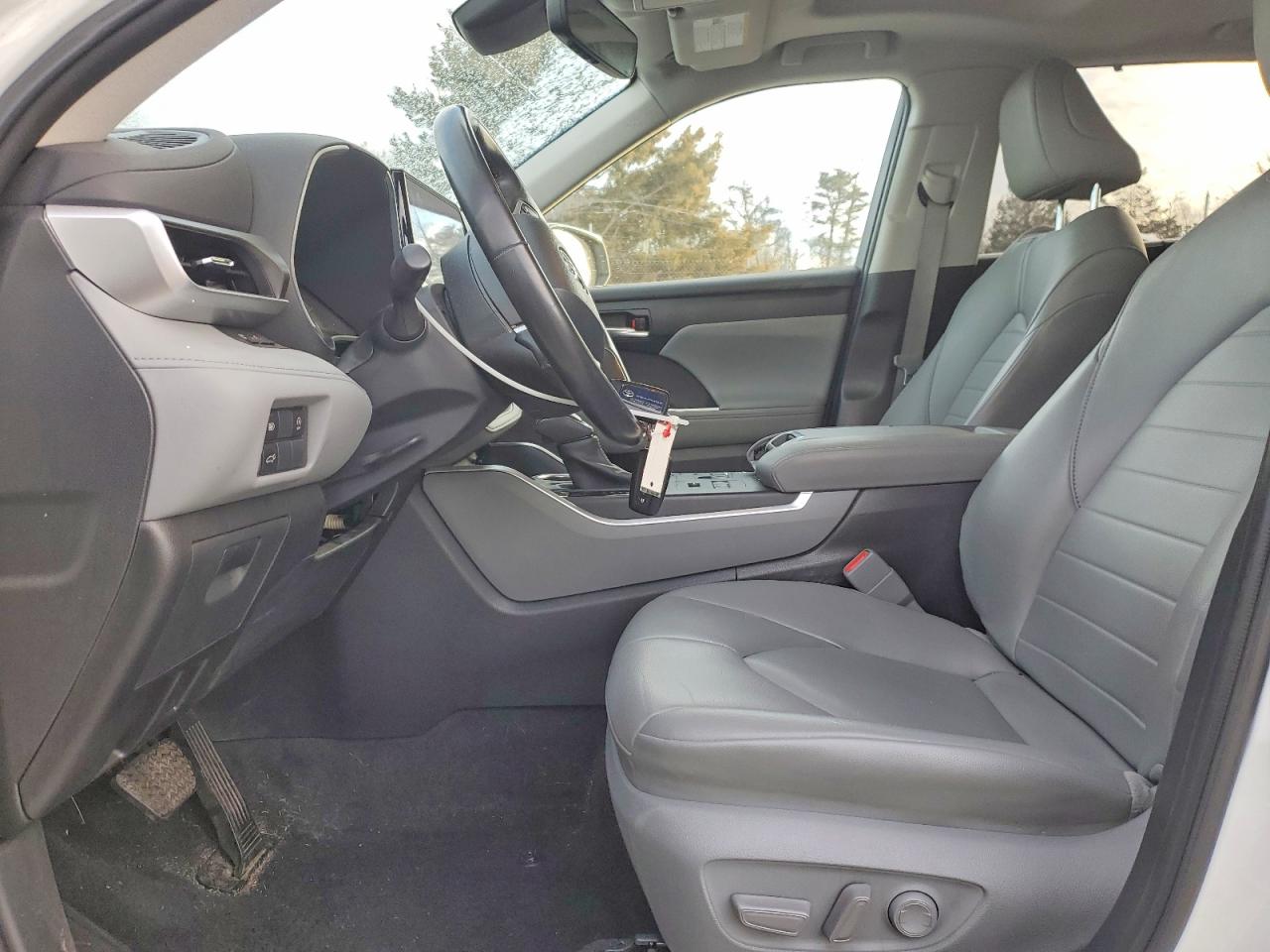 2023 TOYOTA HIGHLANDER L photo 7