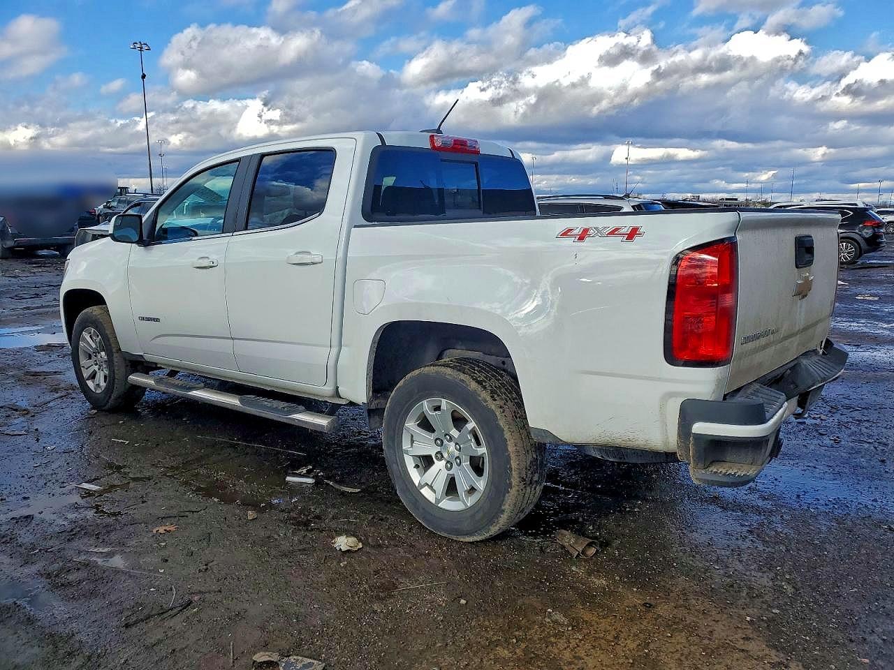 2020 CHEVROLET COLORADO LT photo 2