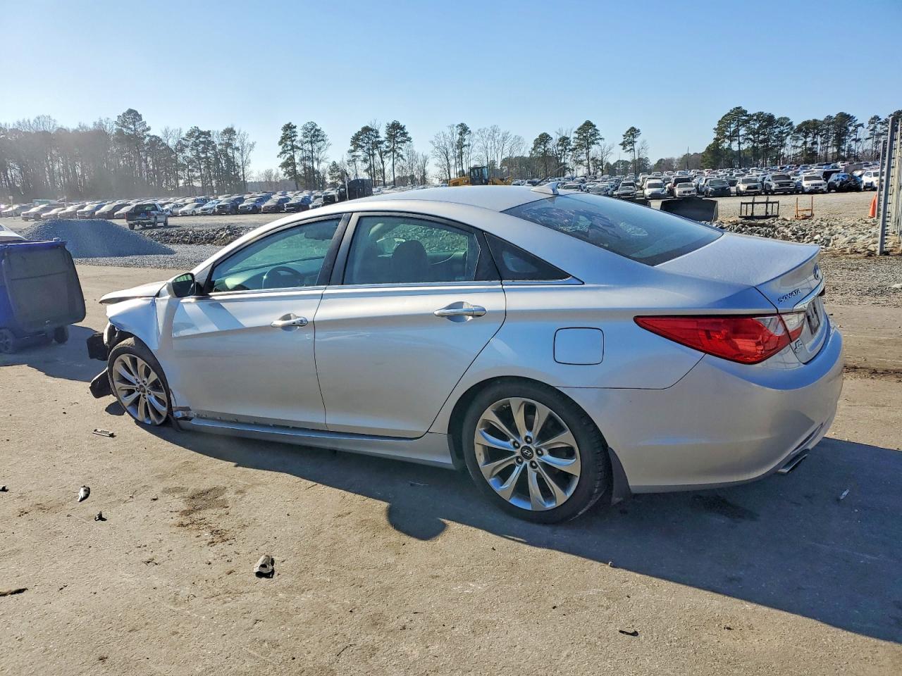 2013 HYUNDAI SONATA SE photo 2