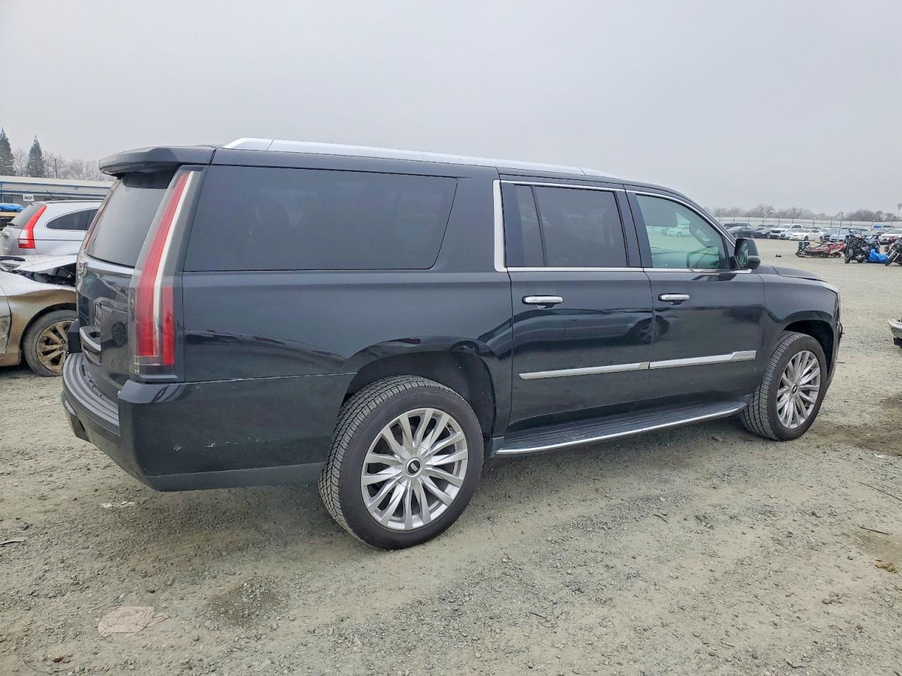 2020 CADILLAC ESCALADE ESV photo 3