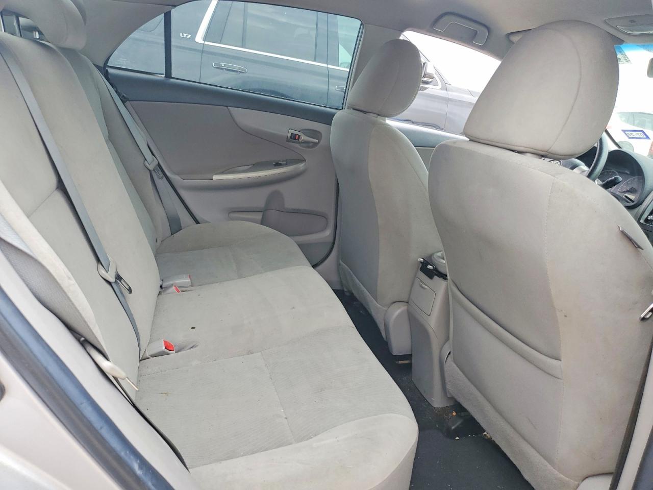 2012 TOYOTA COROLLA BASE photo 10