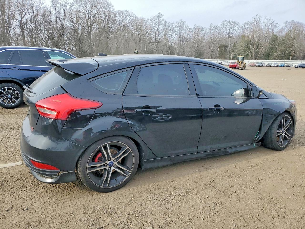 2017 FORD FOCUS ST photo 3