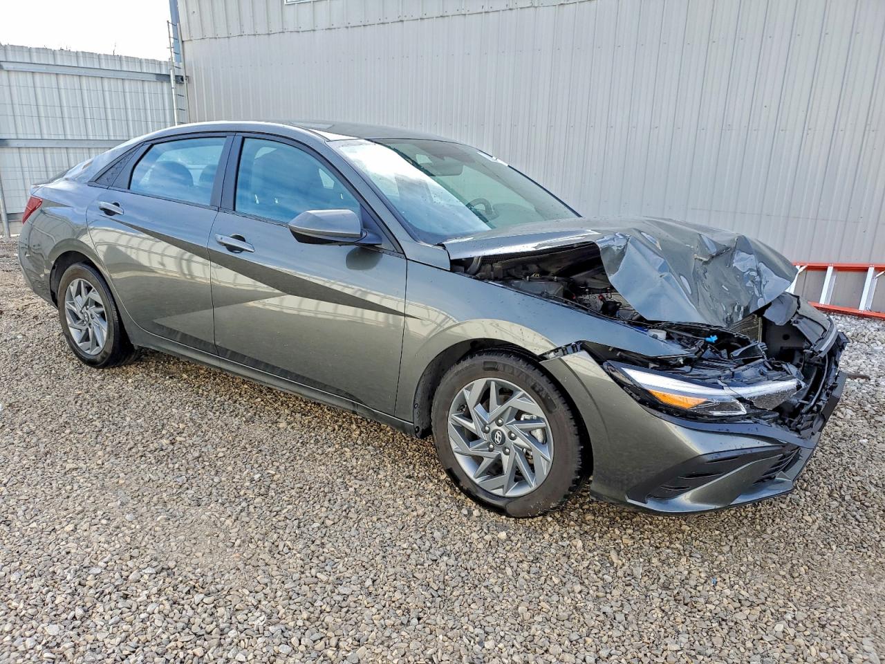 2024 HYUNDAI ELANTRA SEL photo 4