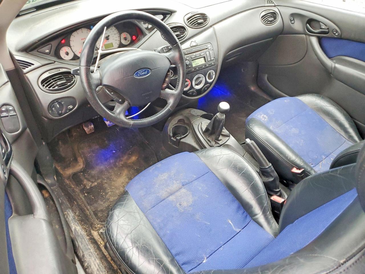 2004 FORD FOCUS ZX3 SVT photo 8