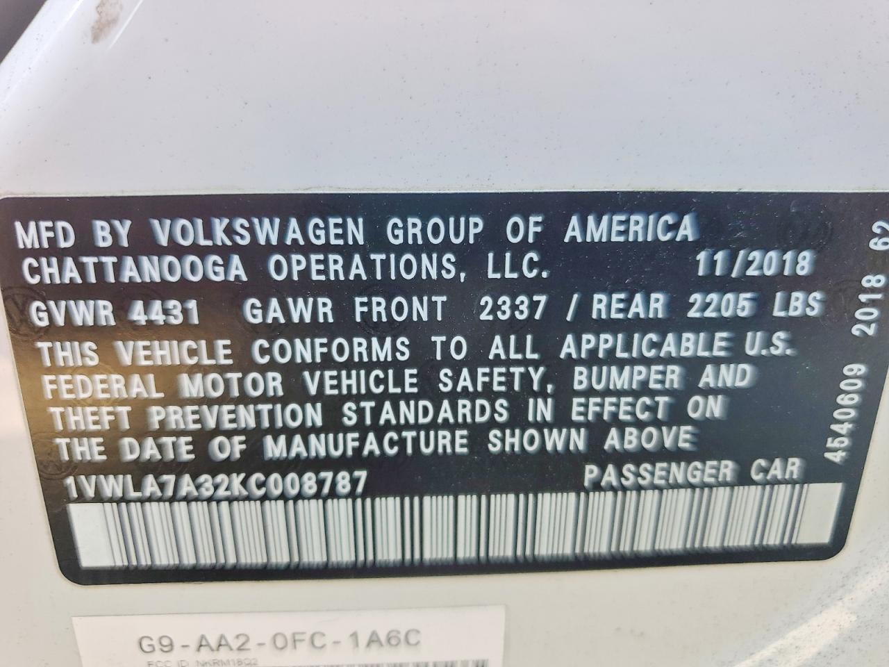 2019 VOLKSWAGEN PASSAT photo 34