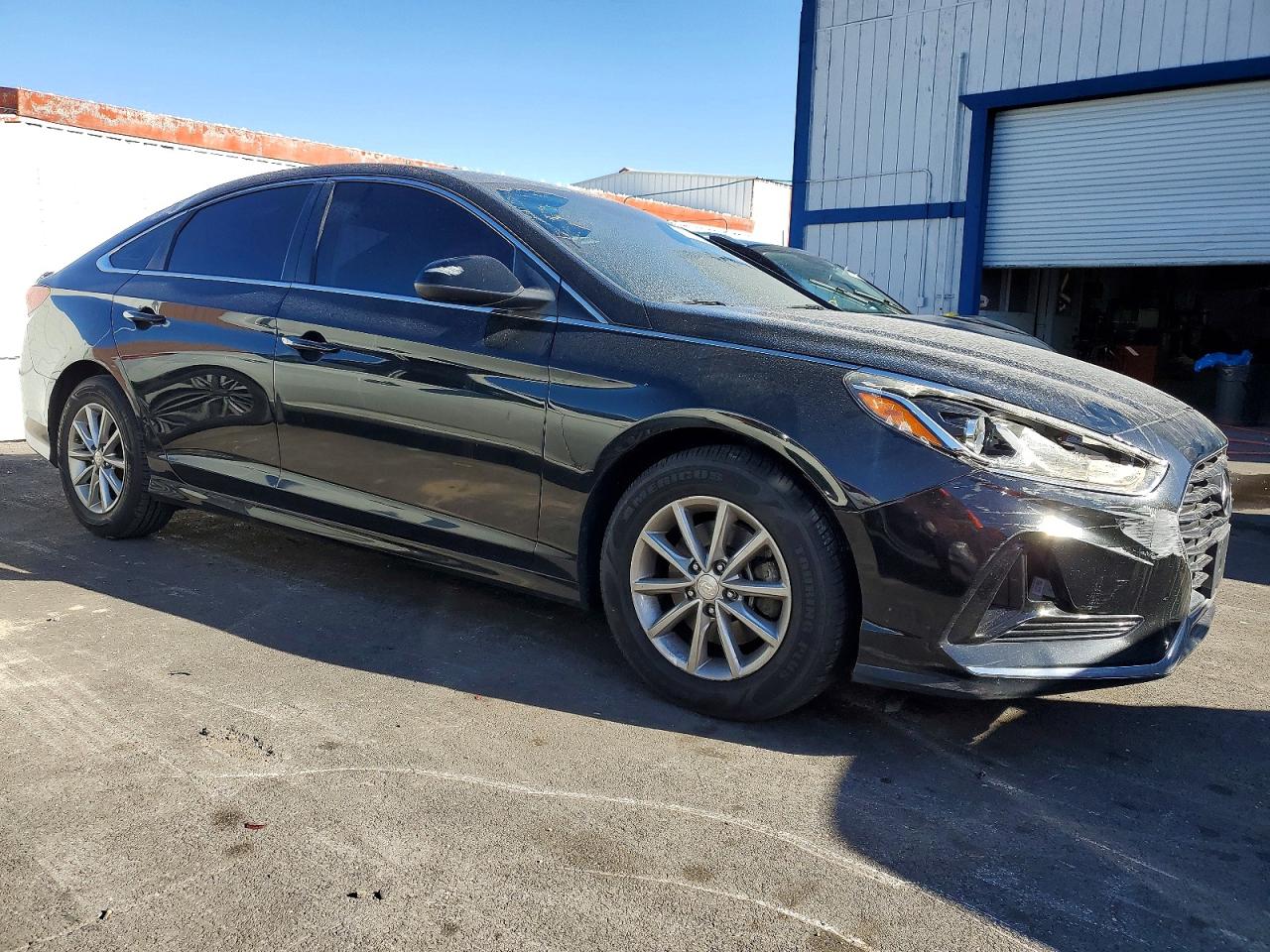2018 HYUNDAI SONATA SE photo 4