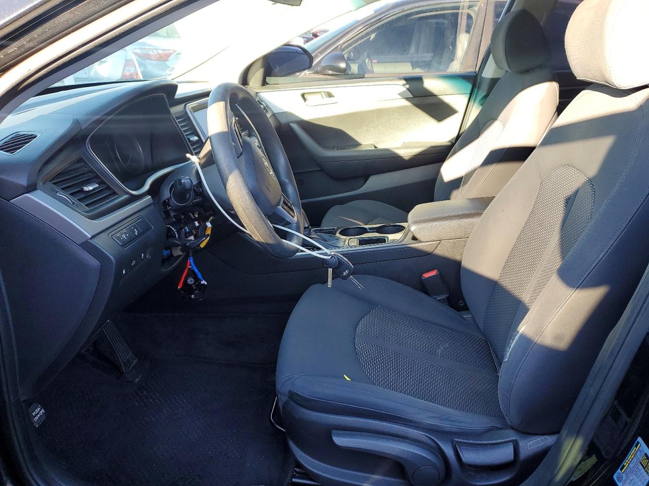 2018 HYUNDAI SONATA SE photo 7