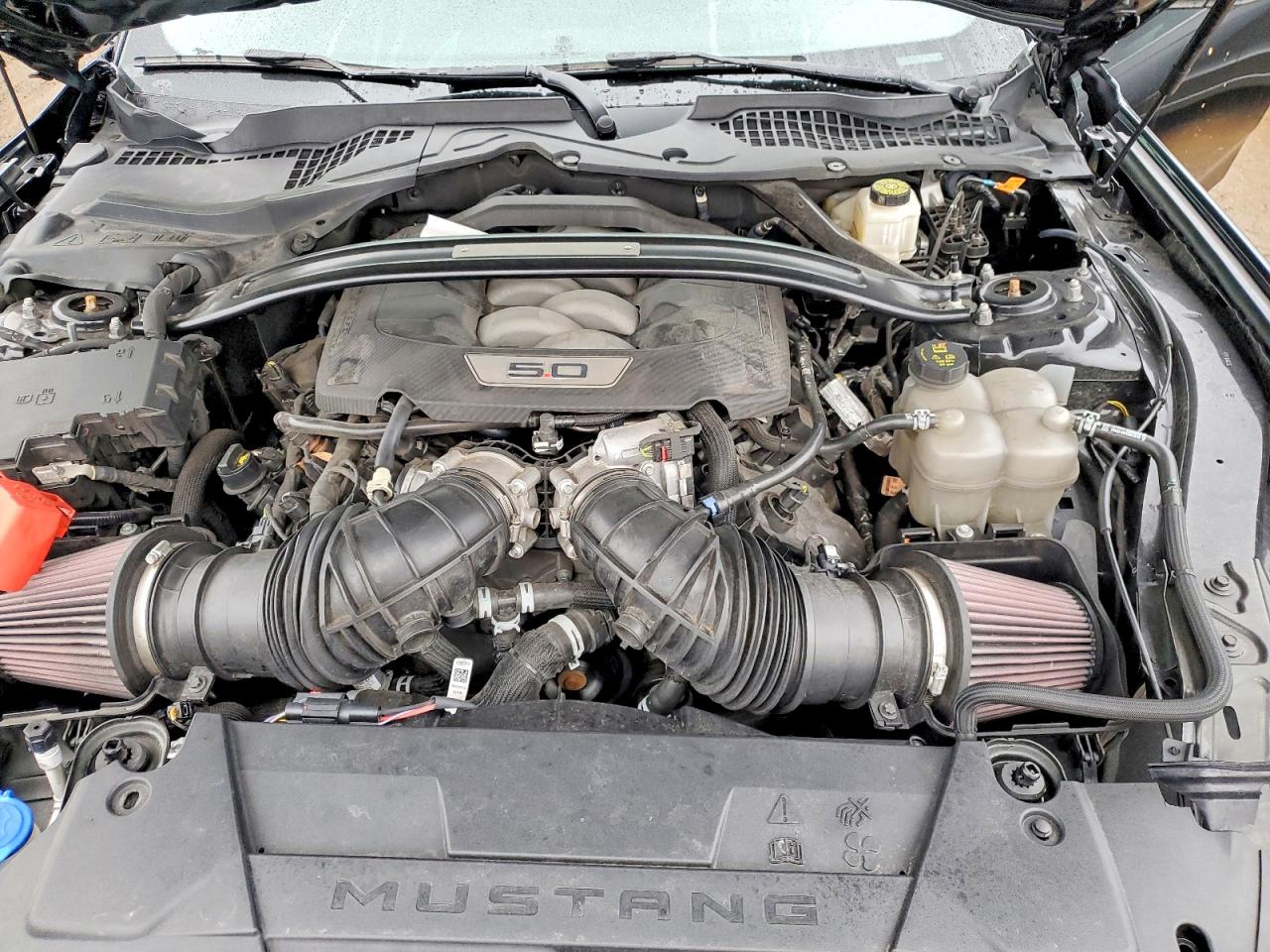 2024 FORD MUSTANG GT photo 21