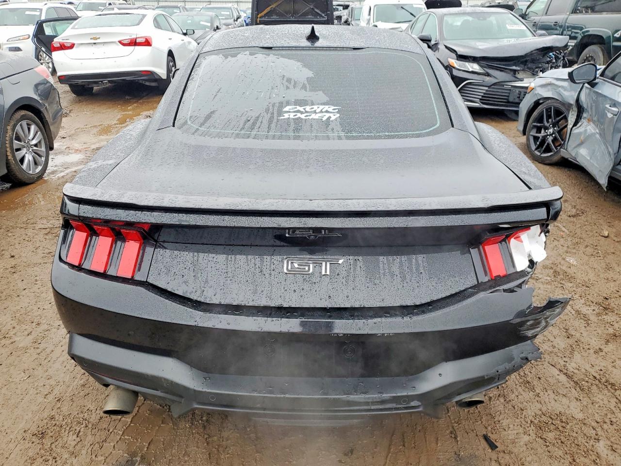 2024 FORD MUSTANG GT photo 11