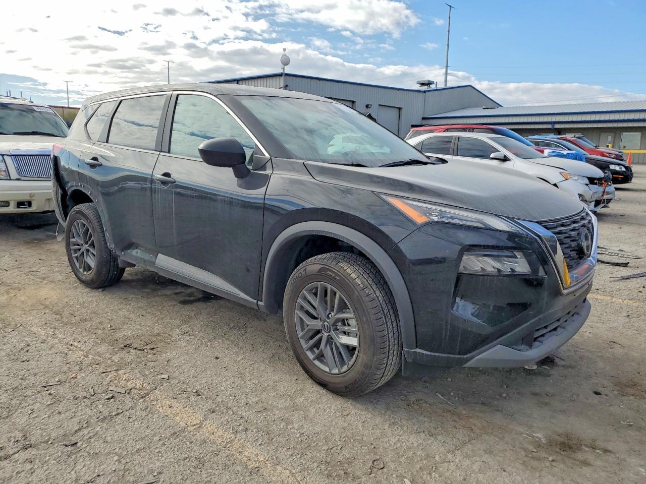 2023 NISSAN ROGUE S photo 4