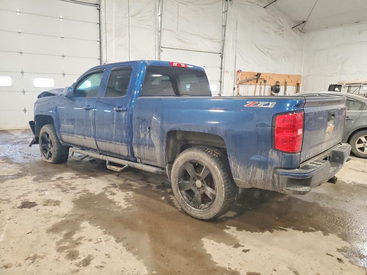 2016 CHEVROLET SILVERADO K1500 LT photo 3