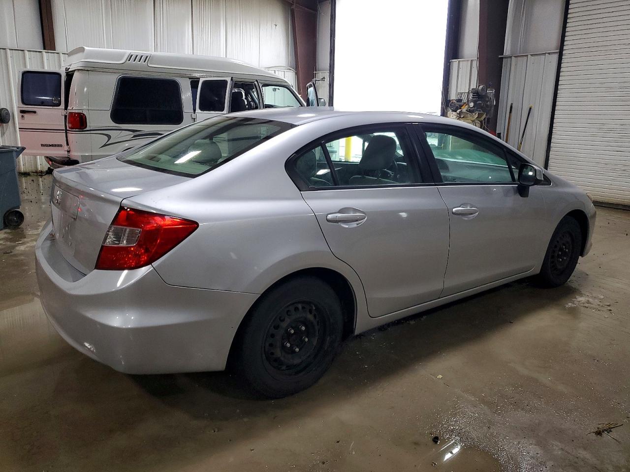 2012 HONDA CIVIC LX photo 3