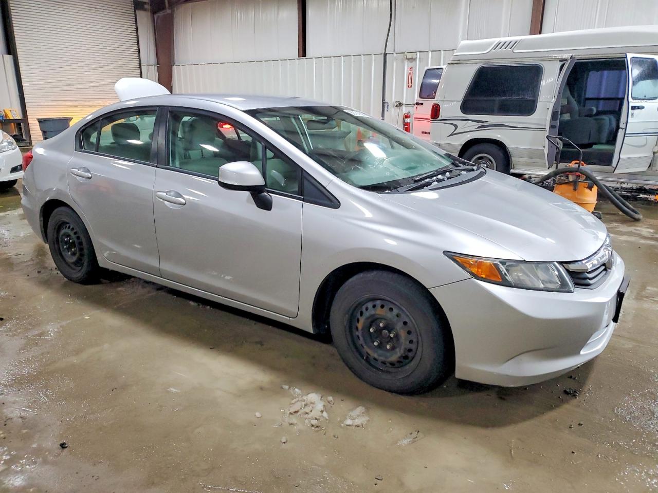 2012 HONDA CIVIC LX photo 4